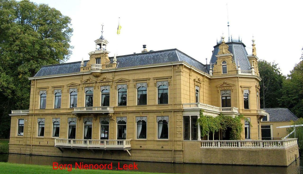 De Riekhoff Villa Een-West Екстериор снимка